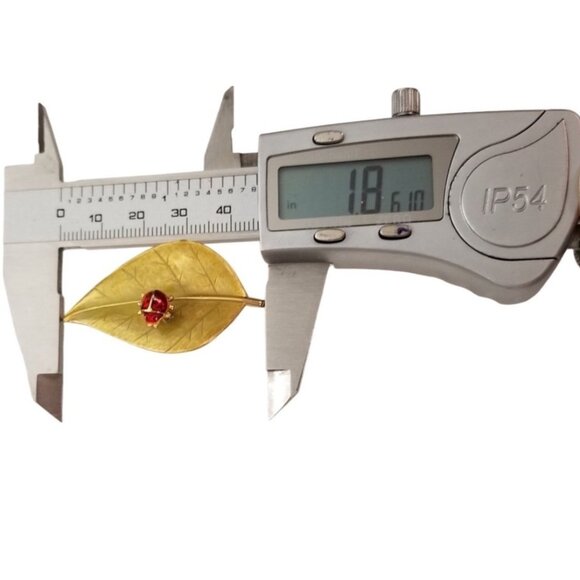 LIA Green Enamel Leaf Lady Bug Trembler Brooch Pin, Signed L72 - Picture 8 of 10